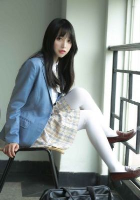 御津井芭华