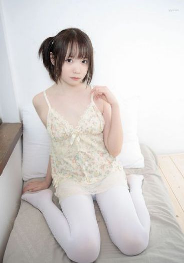 善良的邻居的妻子